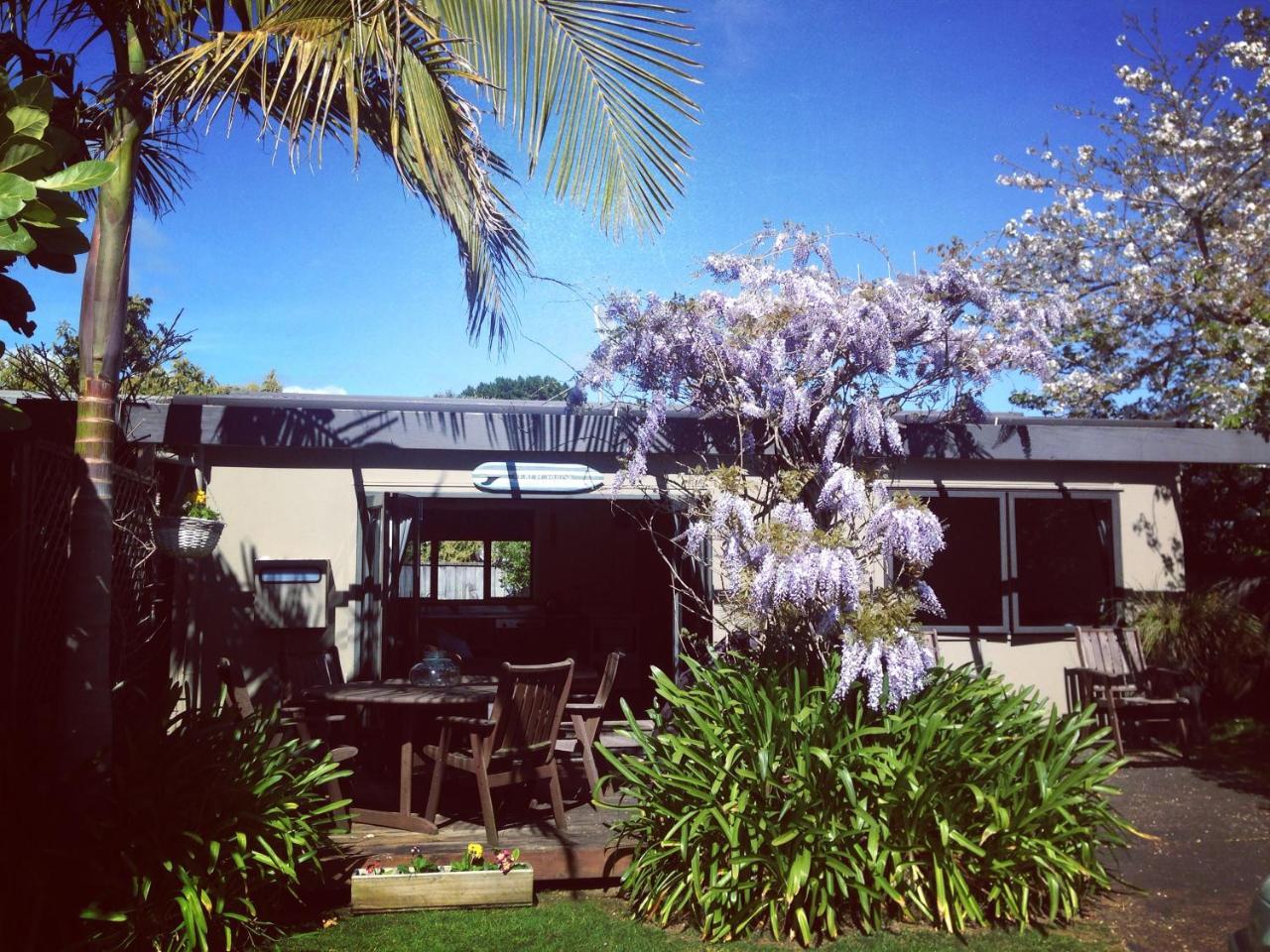 Estuary Retreat Whangamata Hotel Buitenkant foto